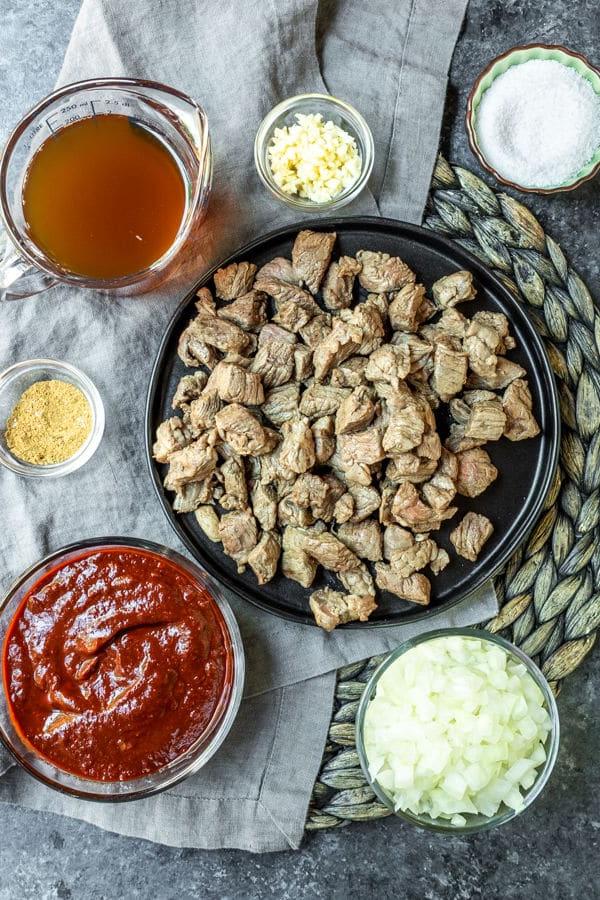 Keto-Chili – Ohne Bohnen oder Tomaten! 3 Keto Chili zubereiten
