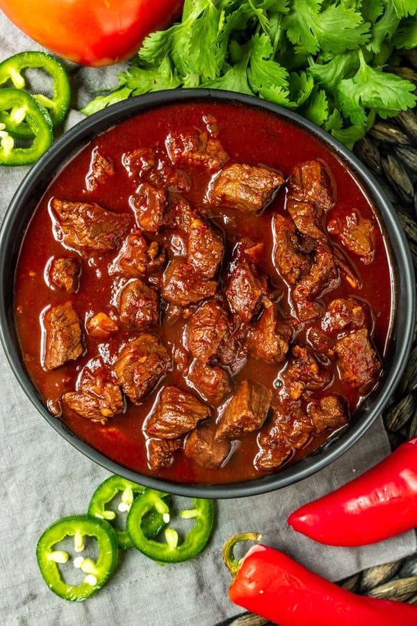 Keto-Chili – Ohne Bohnen oder Tomaten! 4 Schüssel Keto Chili ohne Bohnen