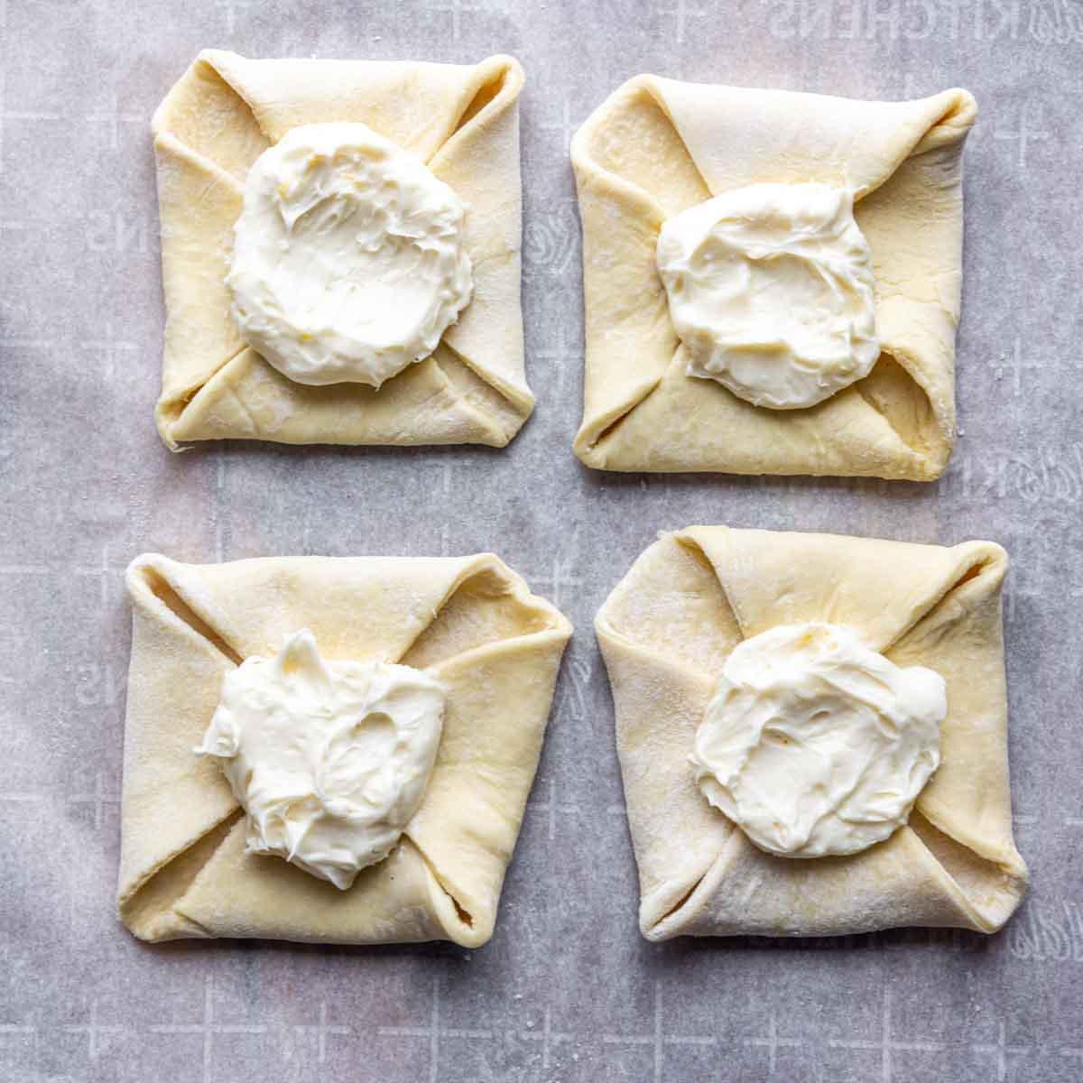 Einfacher Kirschplunder mit Frischkäse 5 Kirsch-Dänisch mit Frischkäsemischung