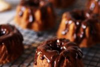 Mini Banana Bundt Delights