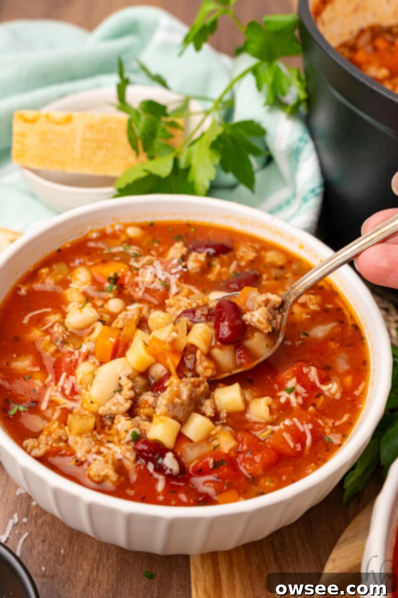 Savory Sausage Pasta Fagioli: An Effortless Comfort 11 A delicious bowl of Easy Pasta Fagioli with Sausage.