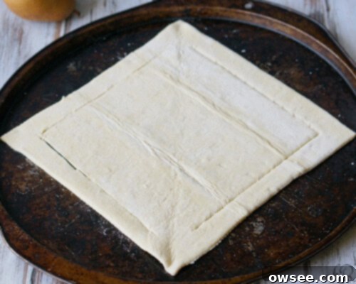 Folded puff pastry crust for the galette