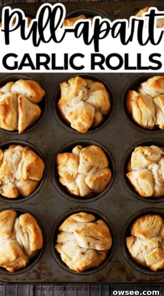 Effortless Garlic Sharing Rolls 8 A basket of freshly baked, golden-brown easy pull apart garlic rolls, highlighting their delicious texture and perfect for sharing.