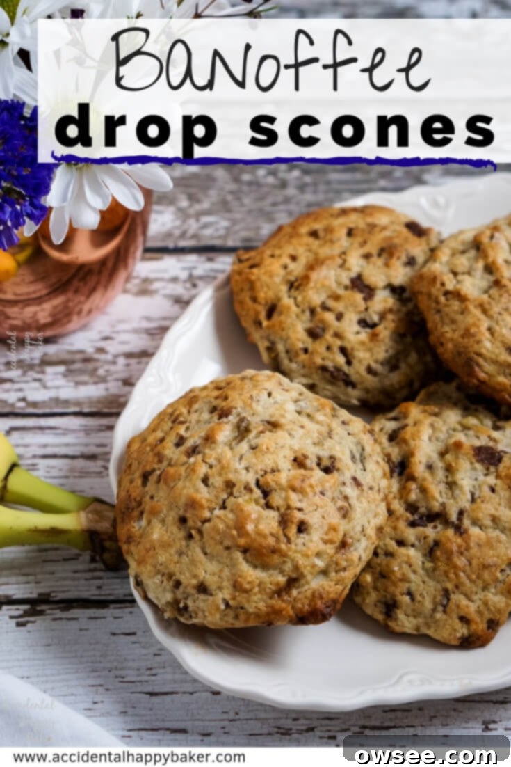 Delicious Banoffee Scones 8 A Pinterest-friendly image for Banoffee Scones, featuring text overlay 'Easy Banoffee Drop Scones with Bisquick, Banana, Toffee & Chocolate'